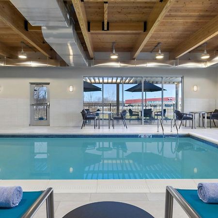Towneplace Suites By Marriott Geneva At Spire Academy Kültér fotó