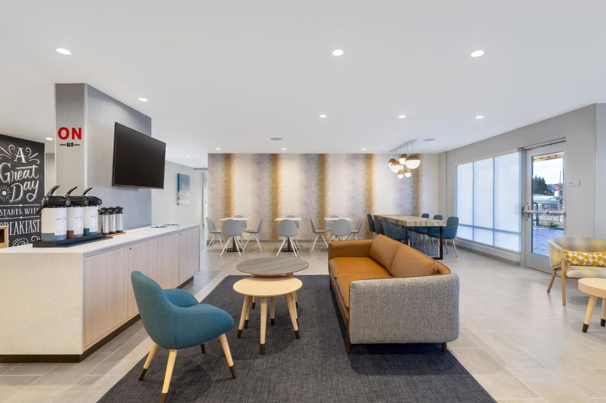 Towneplace Suites By Marriott Geneva At Spire Academy Kültér fotó